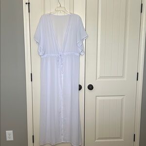Elegant White Women's Swim Coverup